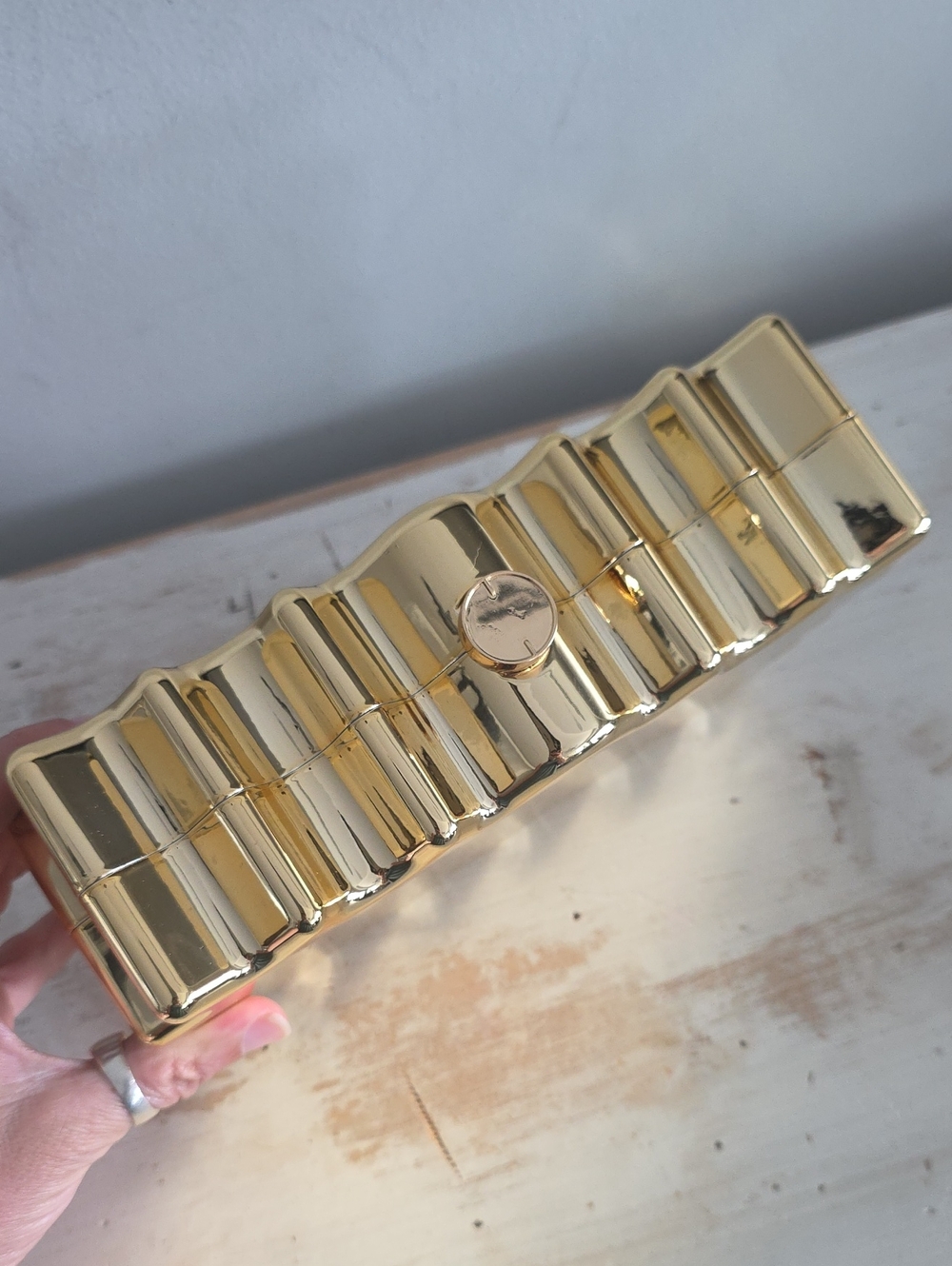 Cult Gaia Paloma Clutch In Shiny Gold - Picture 8 of 13